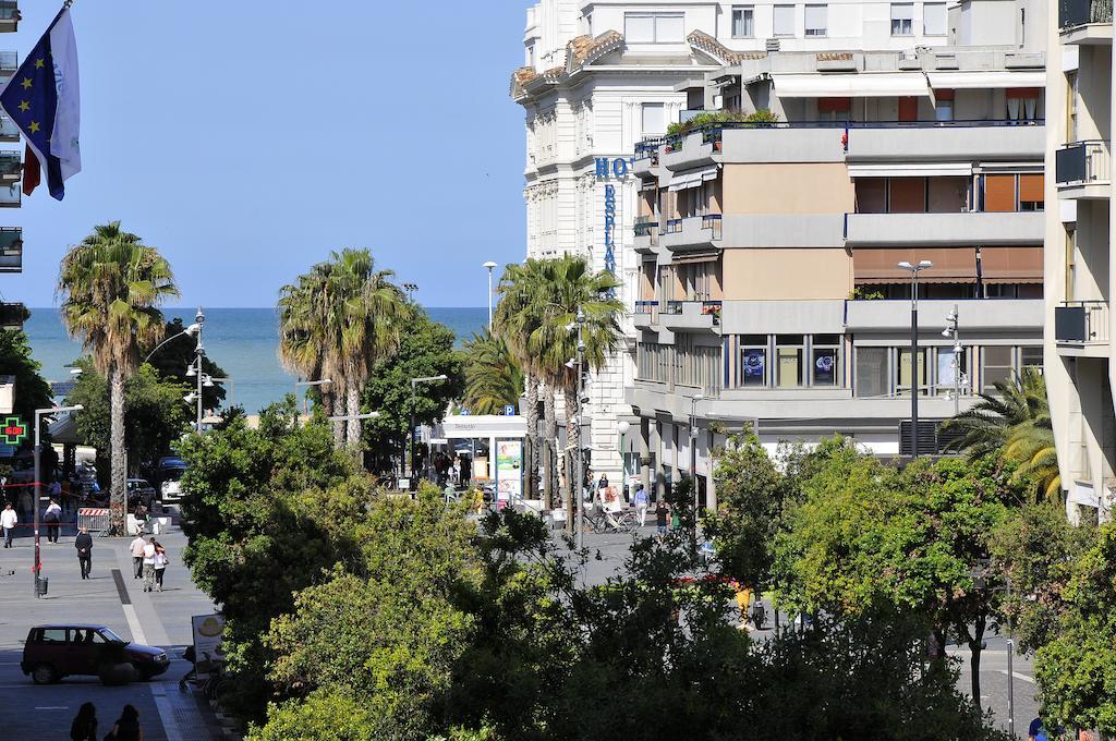 לינה וארוחת בוקר פסקרה Le Stanze Sul Corso מראה חיצוני תמונה